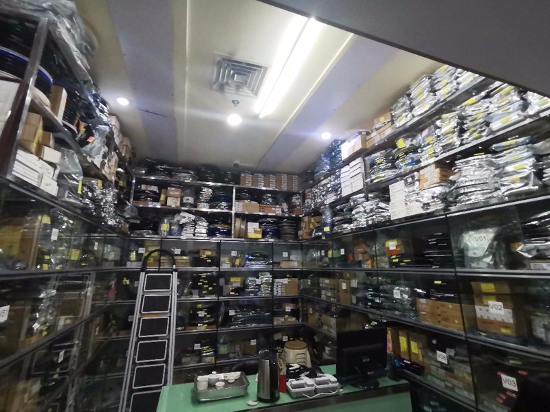 电子元器件批发行业:把握科技脉搏